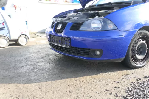 Seat Ibiza 6L Stoßstange Frontstoßstange vorne blau LS5G bis caAnfang2006 (167187)