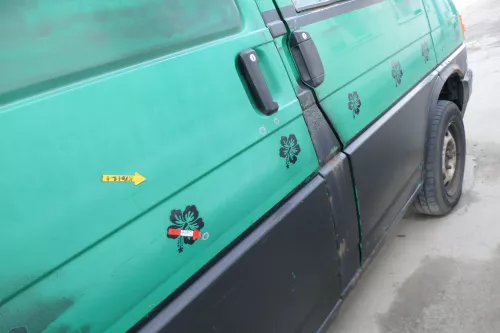 T4 Transporter Tür rechts Schiebetür Multivan Caravelle grün LL6N (167265)