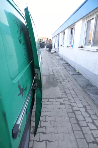 T4 Transporter Tür rechts Schiebetür Multivan Caravelle grün LL6N (167265)