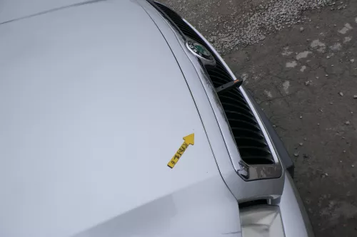 Skoda Fabia 6Y Motorhaube Klappe vorne silber grau LF7T mit Grill vorn (167703)