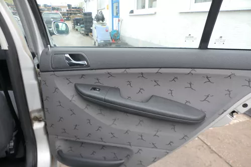 4 x Skoda Fabia 6Y Stufenheck Türverkleidung Verkleidung Tür vorn vorne links re (167772)