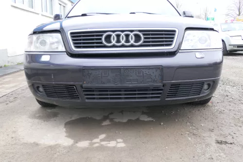 Audi A6 4B Frontstoßstange Stoßstange vorn vorne Stoßfänger blau lila LZ4V SWR (167794)