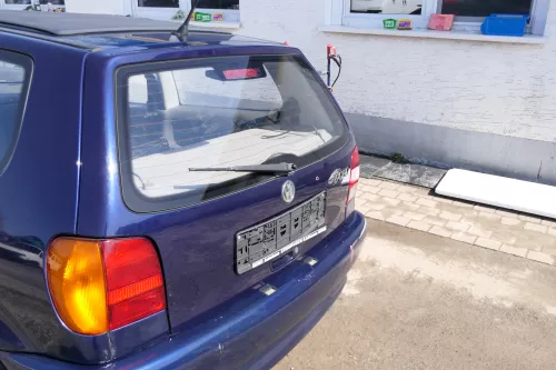 VW Polo 6N Heckklappe Klappe hinten Kofferraumklappe mit Scheibe blau LB5N (167853)