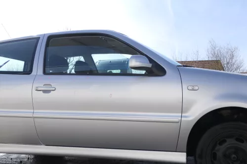 VW Polo 6N 6N2 Tür vorne rechts Beifahrertür 2/3-Türer silber LA7W