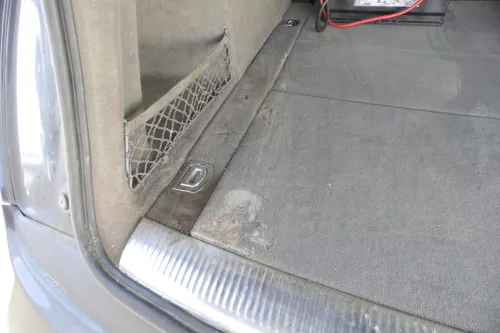 Audi Q7 4L Kombi Verkleidung Teppich Kofferraum Kofferraumteppich grau achatgrau (168110)