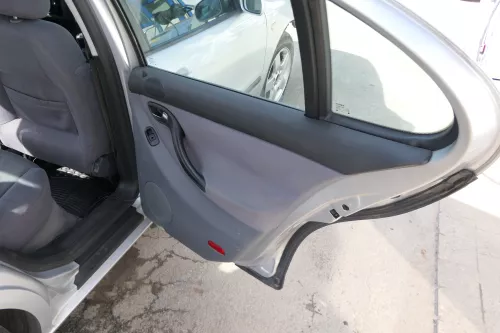 1x Seat Leon 1M Toledo Türverkleidung Verkleidung Tür hinten rechts grau Griff (168316)