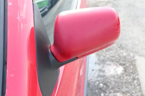 VW Polo 6N manueller manuell Spiegel Außenspiegel links mit Glas rot LP3G