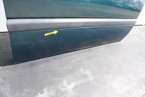 Golf 3 Vento Tür vorne rechts Beifahrertür 4/5-Türer + Kombi Variant grün LC6P (168463)