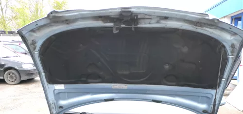 Audi A4 8E B6 Dämpfung Motorhaube Dämmung Motorhaubendämmung TDI Dämmmatte