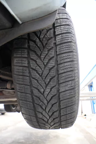 A6 4F TT Alufelgen Winterreifen Reifen Felgen 215/55 R16 97V 4F0601025AJ 4-6mm (168726)