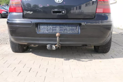 VW Golf 4 Limousine Stoßstange hinten Heckstoßstange Stoßfänger schwarz LC9Z