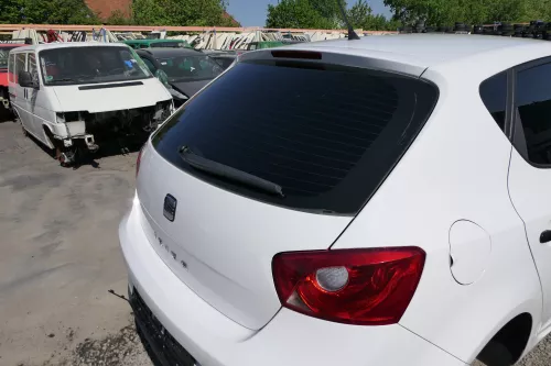 Seat Ibiza 6J Heckklappe Klappe hinten 4/5-Türer weiß LB9A mit Scheibe (168955)