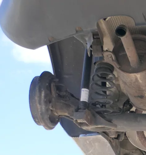 2x VW Polo 6R 6C Stoßdämpfer hinten links und rechts 6R0513025E