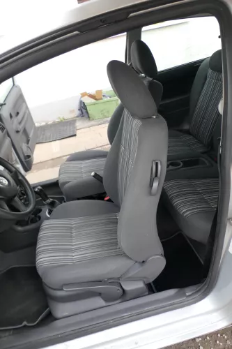 VW Fox Sitz Fahrersitz vorne links OHNEAirbag höhenverstellbar  v (168986)
