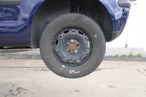 4x Skoda Fabia Felgen Reifen 165/70 R14 81T Winterreifen M&S 5jx14H2 ET35  5-6mm (169136)