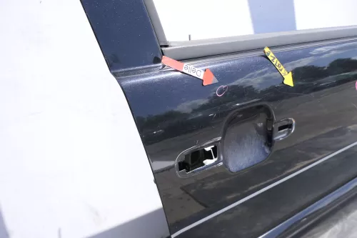 VW Polo Variant Kombi 6Kv oder Caddy 9Kv Tür vorne rechts schwarz LC9Z ohneAnbau (169271)