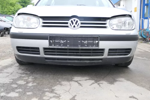 VW Golf 4 Stoßstange vorne Stoßfänger vorn vorne silber LB7Z SWR