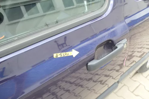 VW Golf 3 Tür vorne links Fahrertür 2/3-Türer blau LC5L (169369)