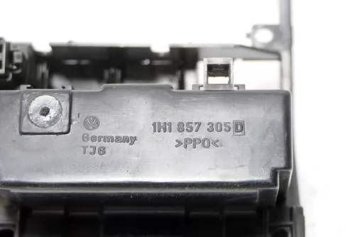 VW Golf 3 1H auch 1E Cabrio Aschenbecher + Rahmen (169386)