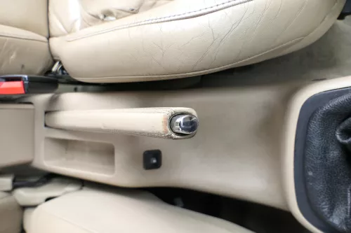 VW Golf 4 Bora Handbremse Feststellbremse Leder besch beige hellbeige