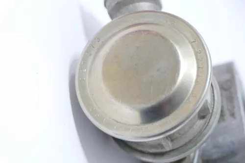 VW Beete Golf 4 06A131351B /F Sekundärluftventil 1,6 AVU BFQ BSE (169510)