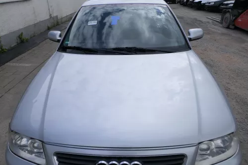 Audi A3 8L Motorhaube Frontklappe Haube silber LY7M auch für Facelift