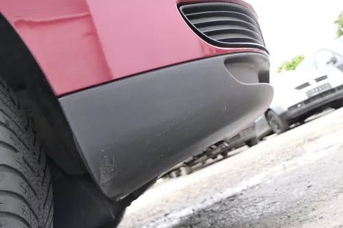 Leon 1M Toledo Stoßstange vorne Stoßfänger Grill rot LS3R (169756)