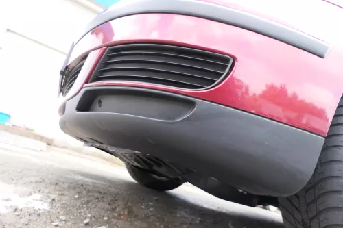 Leon 1M Toledo Stoßstange vorne Stoßfänger Grill rot LS3R (169756)