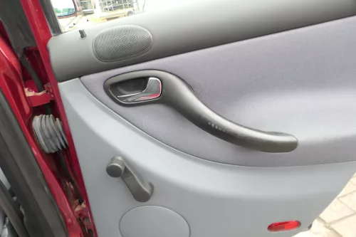 Leon 1M Toledo Türverkleidung Verkleidung Tür hinten rechts grau schwarz Griff (169768)