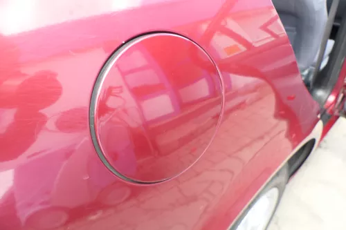 Seat Leon 1M Tankdeckel Deckel Tank Tankverschluß rot LS3N