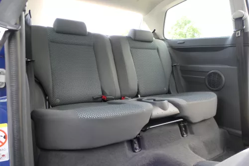 VW Fox Rückbank für Kopfstützen Kopfstütze Rücksitzbank getrennt teilbar geteilt (169916)