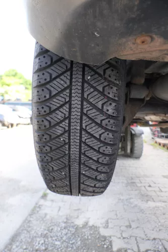 2x Golf 3 Vento 175/70 R13 82T Allwetterreifen M+S Reifen  ca. 7mm NUR REIFEN (169922)