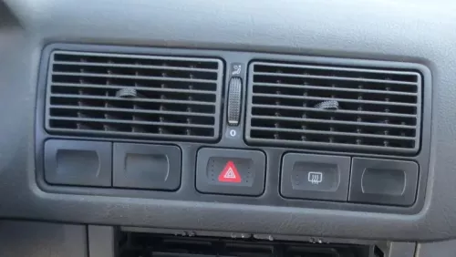 VW Golf 4 Lüftungsdüse Düse Lüftung Mitte 1J0819728F 01C Lüftungsgitter