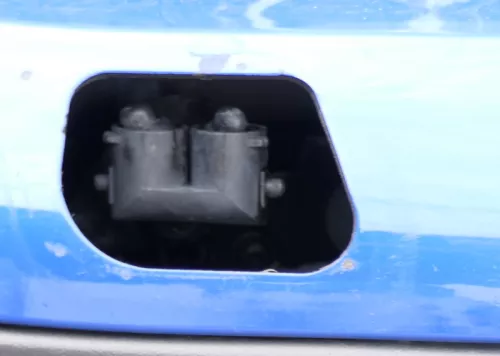 VW Golf 4 Stoßstange vorne Frontstoßstange Stoßfänger blau LW5Z SWR (170101)