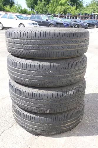 4x VW Polo 9N Felgen Reifen 165/70 R14 81T Sommerreifen 5jx14H2 ET35 ca. 4-5mm (170129)