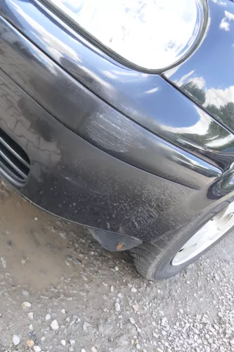 VW Golf 4 1J Stoßstange vorne Stoßfänger vorn schwarz LC9Z Frontstoßstange (170136)