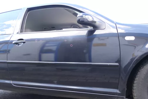 VW Golf 4 Tür vorne rechts Beifahrertür 2/3-Türer schwarz LC9Z ohnAnbauteile