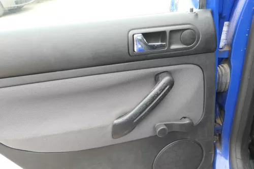 4x VW Golf 4 Limousine Türverkleidung Verkleidung Tür vorne hinten links rechts  (170185)