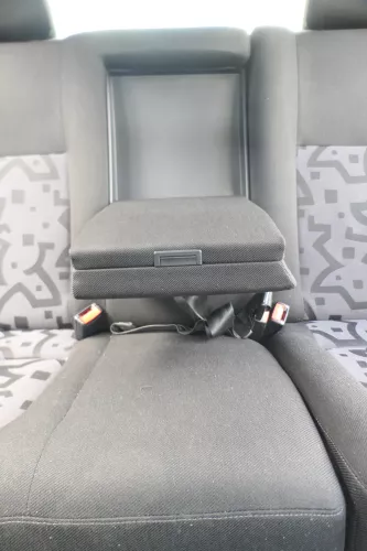 VW Golf 4 Limousine Sitz Rückbank Rücksitzbank hinten Sitze Sportsitze (170187)