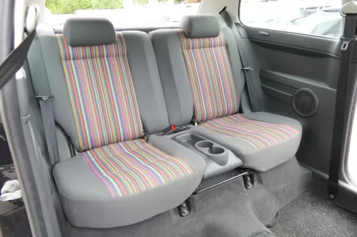 VW Fox Rückbank für Kopfstützen Kopfstütze Rücksitzbank getrennt teilbar geteilt (170206)