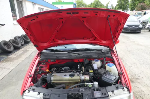 VW Polo 6N Steuergerät 1,6l 555kw 75PS AEE Motor 032906030S Automatik