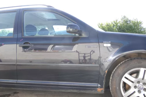 Golf 4 Bora Tür vorne rechts Beifahrertür 4/5-Türer Kombi Variant schwarz LC9Z