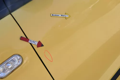 VW Fox 5Z Tür vorne links Fahrertür gelb LY1C - ohne Anbauteile (170407)