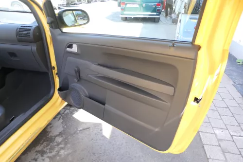 VW Fox 5Z Türverkleidung Verkleidung Tür vorne rechts schwarz 5Z3867014 (170411)