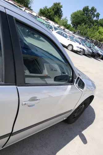 Seat Leon Toledo 1M Tür vorne rechts Beifahrertür silber grau LS7N (170422)