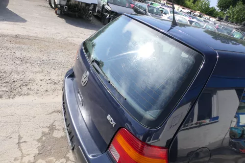 VW Golf 4 Limousine Heckklappe Kofferraumklappe Klappe hinten blau LA5G ohnAnb (170509)