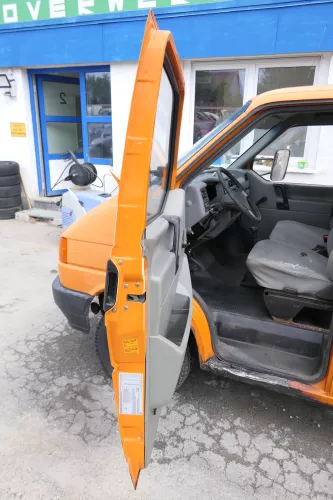 VW T4 Tür vorne links orange LP2C Fahrertür 701831055H bis ca1996 ohneAnbauteile (170597)