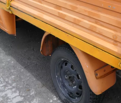 VW T4 DOKA Pritsche Radhausschale Radhaus hinten rechts oder links passend orang (170624)