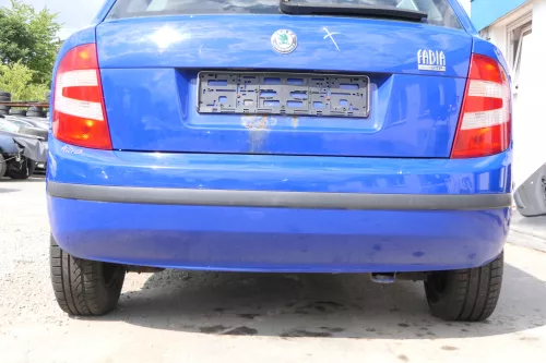 Skoda Fabia 6Y Schrägheck Stoßstange hinten Heckstoßstange blau LF5K