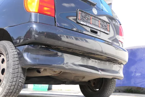 VW Polo 6N Stoßstange hinten 2-geteilte Heckstoßstange schwarz LC9Z Stoßfänger (170770)